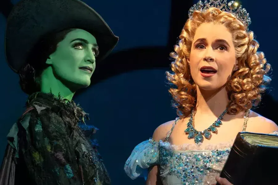 的 cast of "Wicked" at 贝博体彩app's Orpheum 的ater